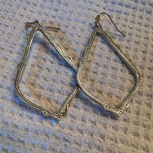 Kendra Scott Sophee drop earrings - silver.